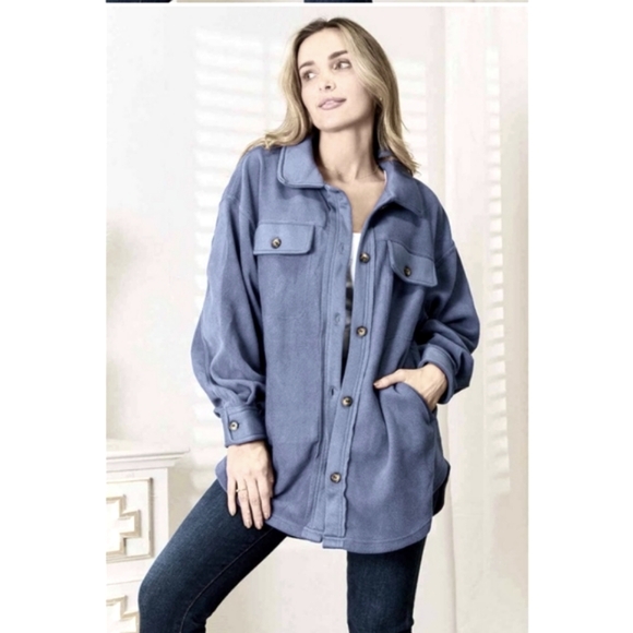 Button down Shackets - Picture 2 of 5